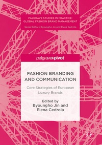 Abbildung von: Fashion Branding and Communication - Palgrave Pivot