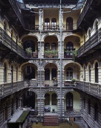Enlarge image Cover: Budapest Courtyards - Steidl