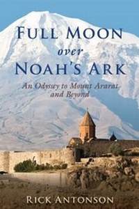 Abbildung von: Full Moon over Noah's Ark - Skyhorse Publishing