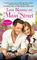 Cover: Love Blooms on Main Street - Grand Central Publishing