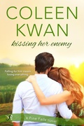 Cover: Kissing Her Enemy - Entangled: Bliss