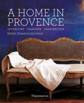 Cover: A Home in Provence - Flammarion