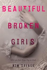 Abbildung von: Beautiful Broken Girls - St Martin's Press