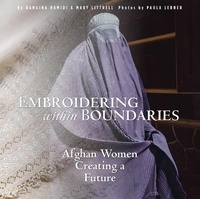 Abbildung von: Embroidering within Boundaries - Schiffer Craft