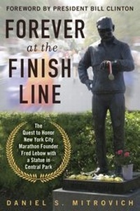 Abbildung von: Forever at the Finish Line - Skyhorse Publishing