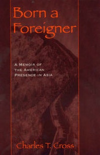 Abbildung von: Born a Foreigner - Rowman & Littlefield