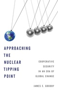 Cover: Approaching the Nuclear Tipping Point - Rowman & Littlefield Publishers