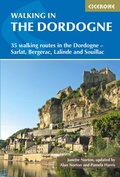 Cover: Walking in the Dordogne - Cicerone Press