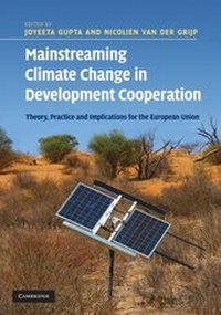 Enlarge image Cover: Mainstreaming Climate Change in Development Cooperation - Cambridge University Press