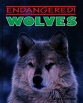 Cover: Wolves - Cavendish Square Publishing