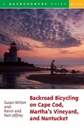 Cover: Backroad Bicycling on Cape Cod, Martha's Vineyard, and Nantucket - Countryman Press Inc.