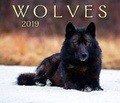 Cover: Wolves 2019 - Firefly Books Ltd