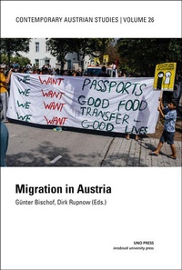Enlarge image Cover: Migration in Austria - innsbruck university press