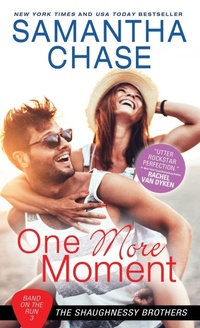 Enlarge image Cover: One More Moment - Sourcebooks Casablanca