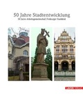 Cover: 50 Jahre Stadtentwicklung - Lavori, E