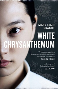 Abbildung von: White Chrysanthemum - Vintage