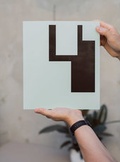 Cover: Holding the Frame - Vandret