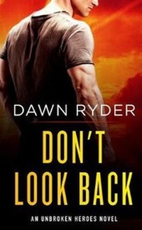 Enlarge image Cover: Don't Look Back - St Martin's Press