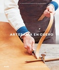 Cover: Artesan&iacute;a en cuero : 20 proyectos artesanales de marroquiner&iacute;a - Naturart