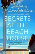 Cover: Secrets at the Beach House - Pan Books
