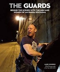 Abbildung von: The Guards - Ballpoint Press Limited