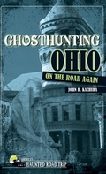 Cover: Ghosthunting Ohio: On the Road Again - Clerisy Press