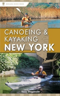 Abbildung von: Canoeing & Kayaking New York - Menasha Ridge Press Inc.