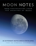 Cover: Moon Notes - Chronicle Books