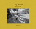Cover: Sol Y Tierra/ Sun and Earth - Daylight Books