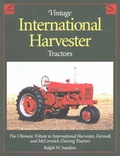 Cover: Vintage International Harvester Tractors - Voyageur Press (MN)