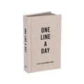 Cover: Canvas One Line a Day - Chronicle Books
