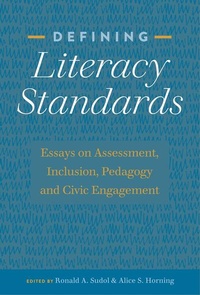 Enlarge image Cover: Defining Literacy Standards - Peter Lang Verlag