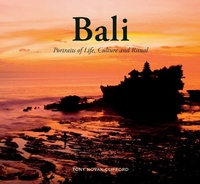 Abbildung von: Bali: Portraits of Life, Culture and Ritual - Tuttle Publishing