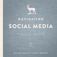 Abbildung von: Navigating Social Media - 9 Clouds