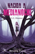 Cover: Nacida a medianoche - Oz Editorial