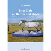 Abbildung von: Pferdegymnastik mit Eva Wiemers Band 2 Erste Ziele an Halfter und Strick - winterwork