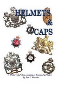 Abbildung von: Helmets and Caps - Biddles Books