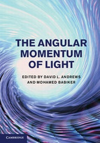 Abbildung von: The Angular Momentum of Light - Cambridge University Press
