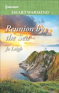 Cover: Reunion by the Sea - Harlequin Heartwarming