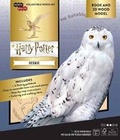 Cover: IncrediBuilds: Harry Potter: Hedwig Book and 3D Wood Model - Insight Editions
