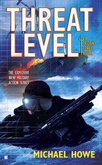 Enlarge image Cover: Threat Level - Berkley