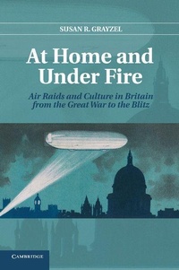 Abbildung von: At Home and under Fire - Cambridge University Press
