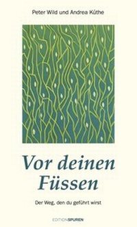 Enlarge image Cover: Vor deinen Füßen - Edition Spuren