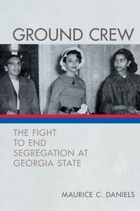 Abbildung von: Ground Crew - University of Georgia Press