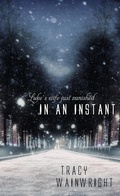 Cover: In an Instant - Prism Lux