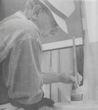 Enlarge image Cover: James Howell - Circa Press