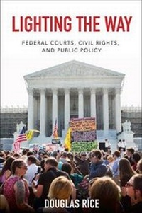 Abbildung von: Lighting the Way - University of Virginia Press