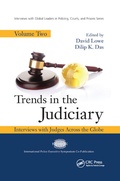 Bild: Trends in the Judiciary - Routledge