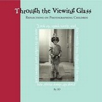 Abbildung von: Through the Viewing Glass - Atria Books