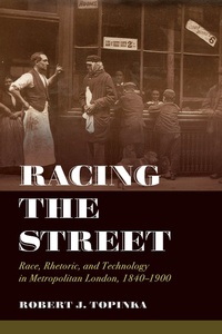 Abbildung von: Racing the Street - Naval Institute Press